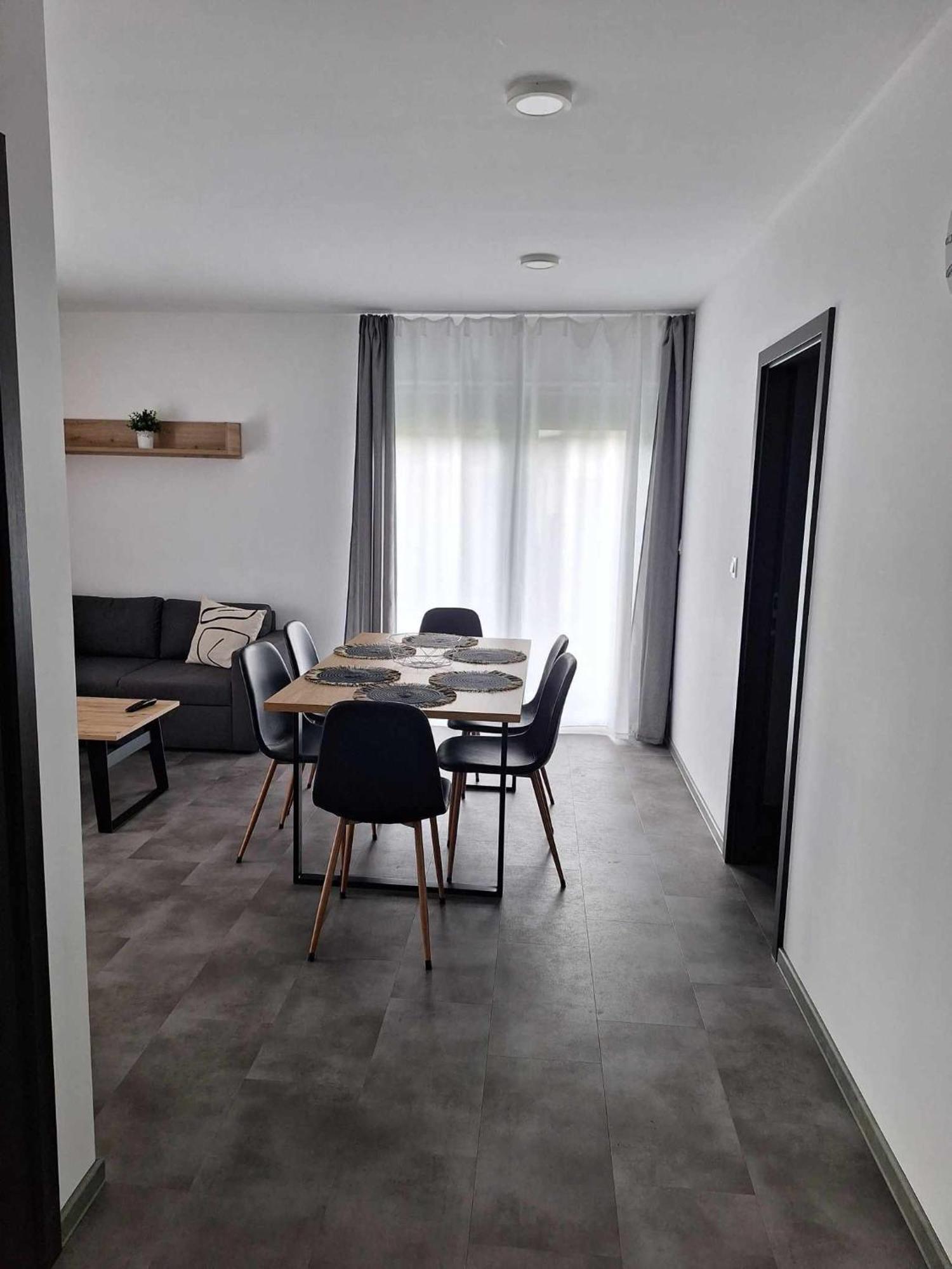 Mb Apartmany Lipno リプノ・ナト・ヴルタヴォウ エクステリア 写真
